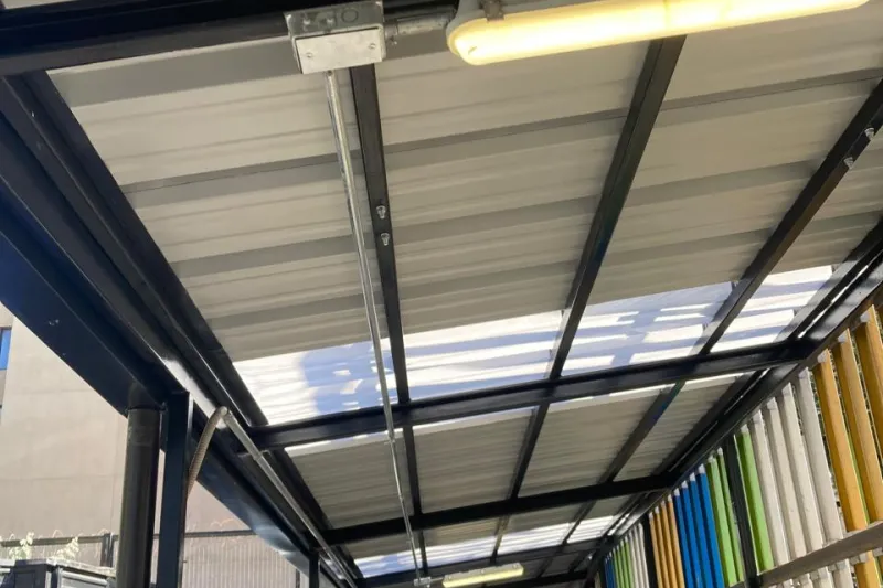 MEJORAMIENTO CUBIERTA CIRCULACIÓN EXTERIOR CAPACITACIÓN, LICEO BICENTENARIO DE EXCELENCIA COMERCIAL INSUCO - imagen 9